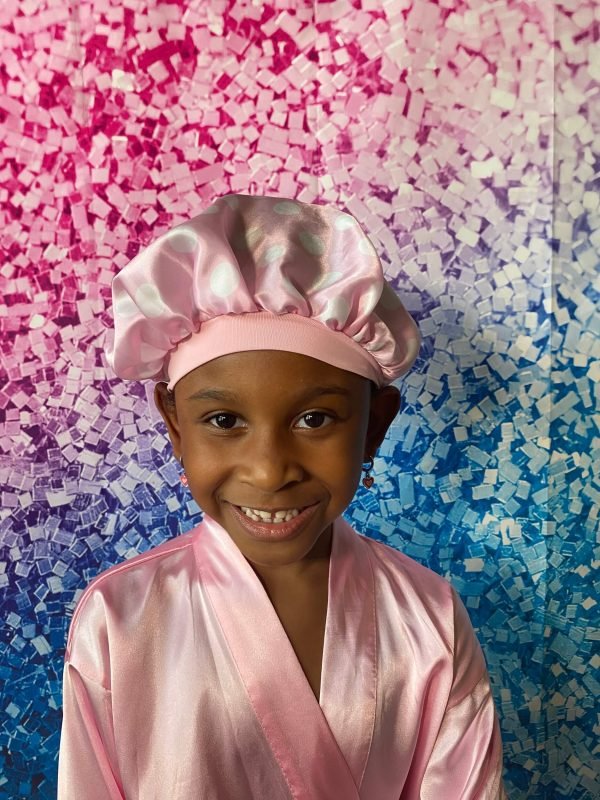 Pretty Girl Satin Bonnet Kraddle Kap