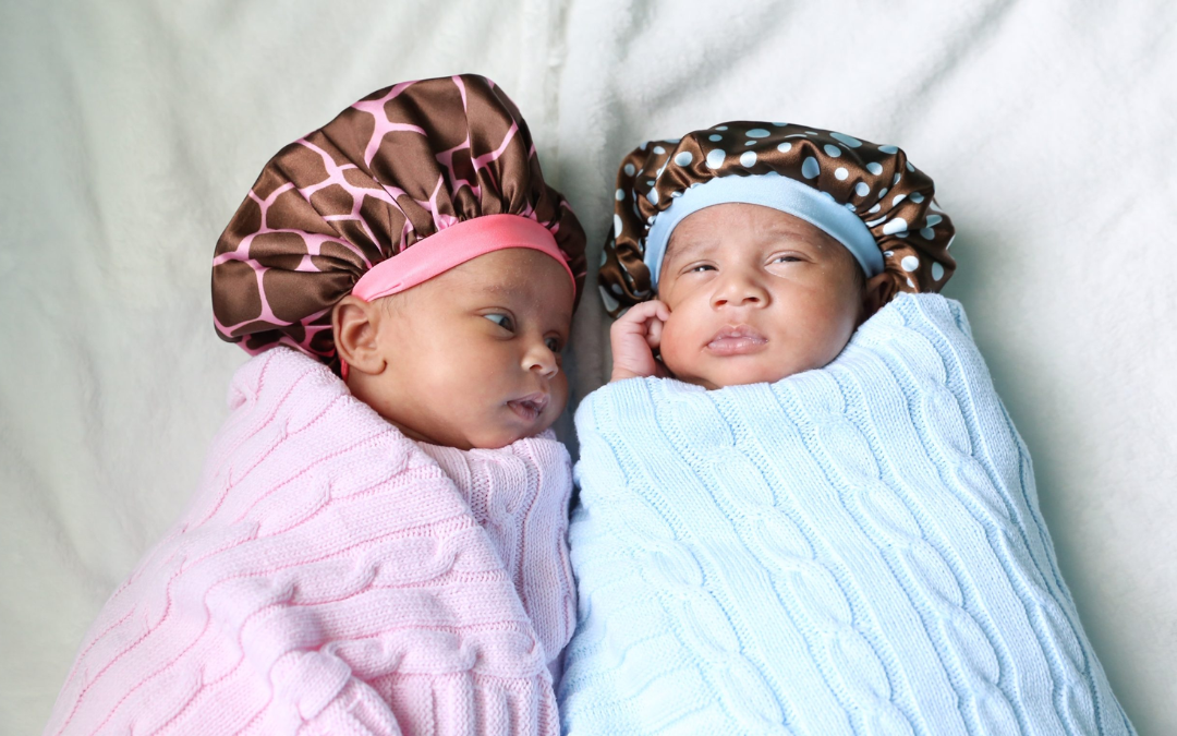 At What Age Can a Baby Wear a Bonnet?